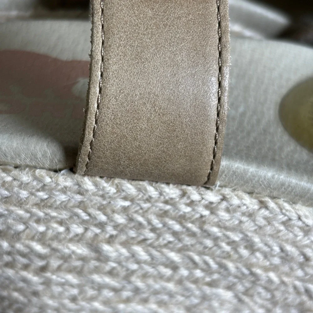 Sorel Size 8.5 Wedge Espadrille Sandals‎ Tan Suede Lace Up Platform Boho Sole